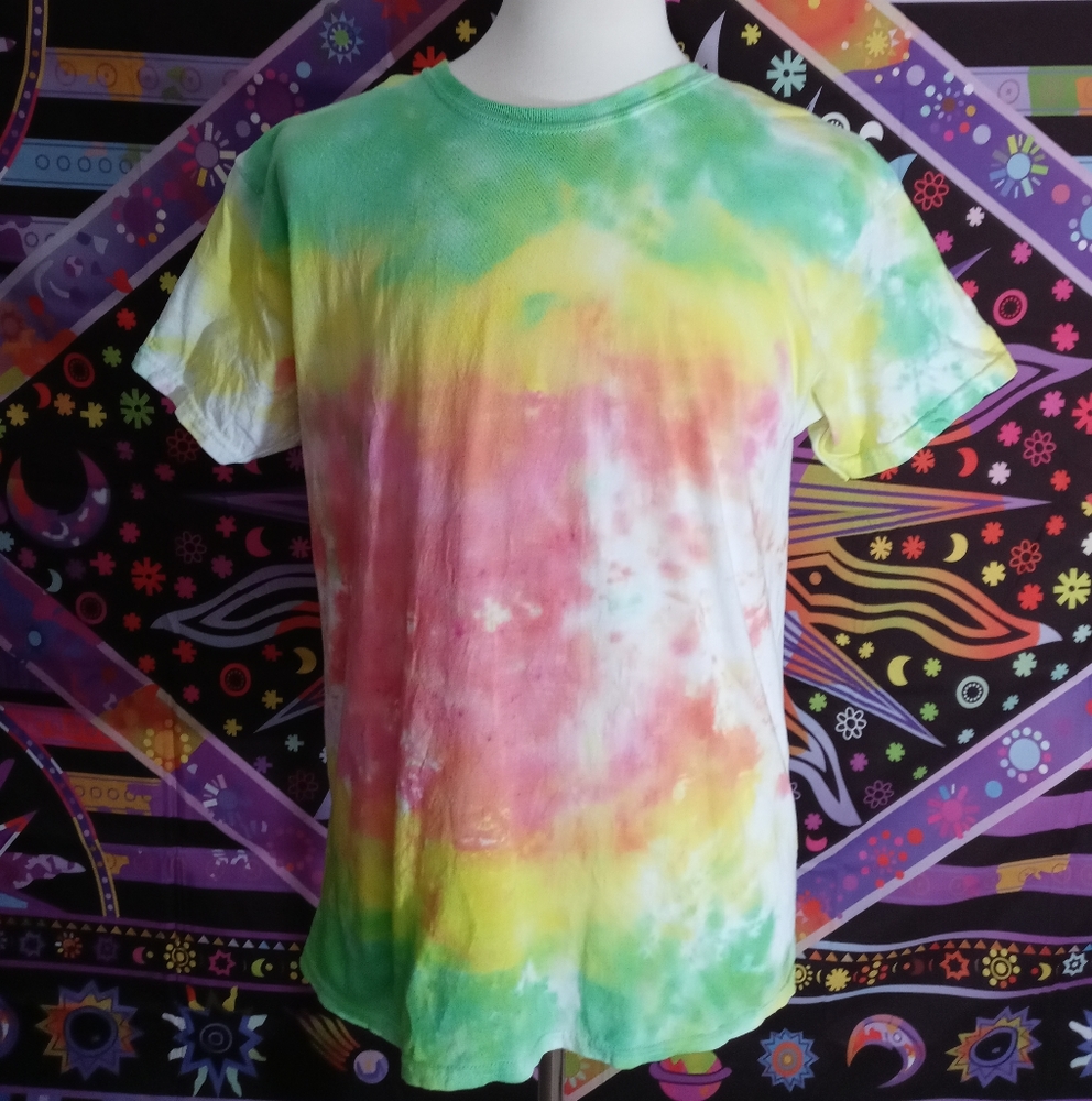 New Gildan Tie-Dye Made With Good Vibes By Me! Lrg